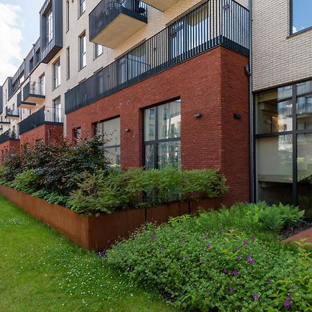 Апартаменты Stylish Loft With Terrace Paupys, Old Town Вильнюс Экстерьер фото